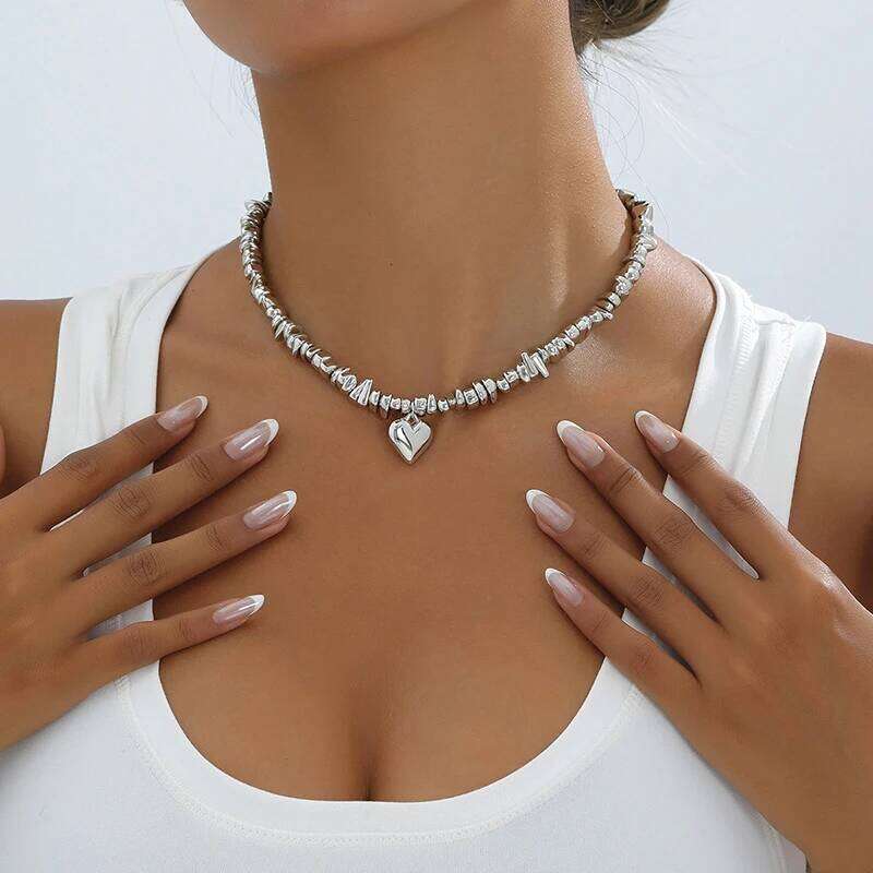 Gold Silver Color Heart Pendant Y2K Choker Necklaces for Women Fashion Texture Irregular CCB Beaded Necklace Daily Party Jewelry H260312