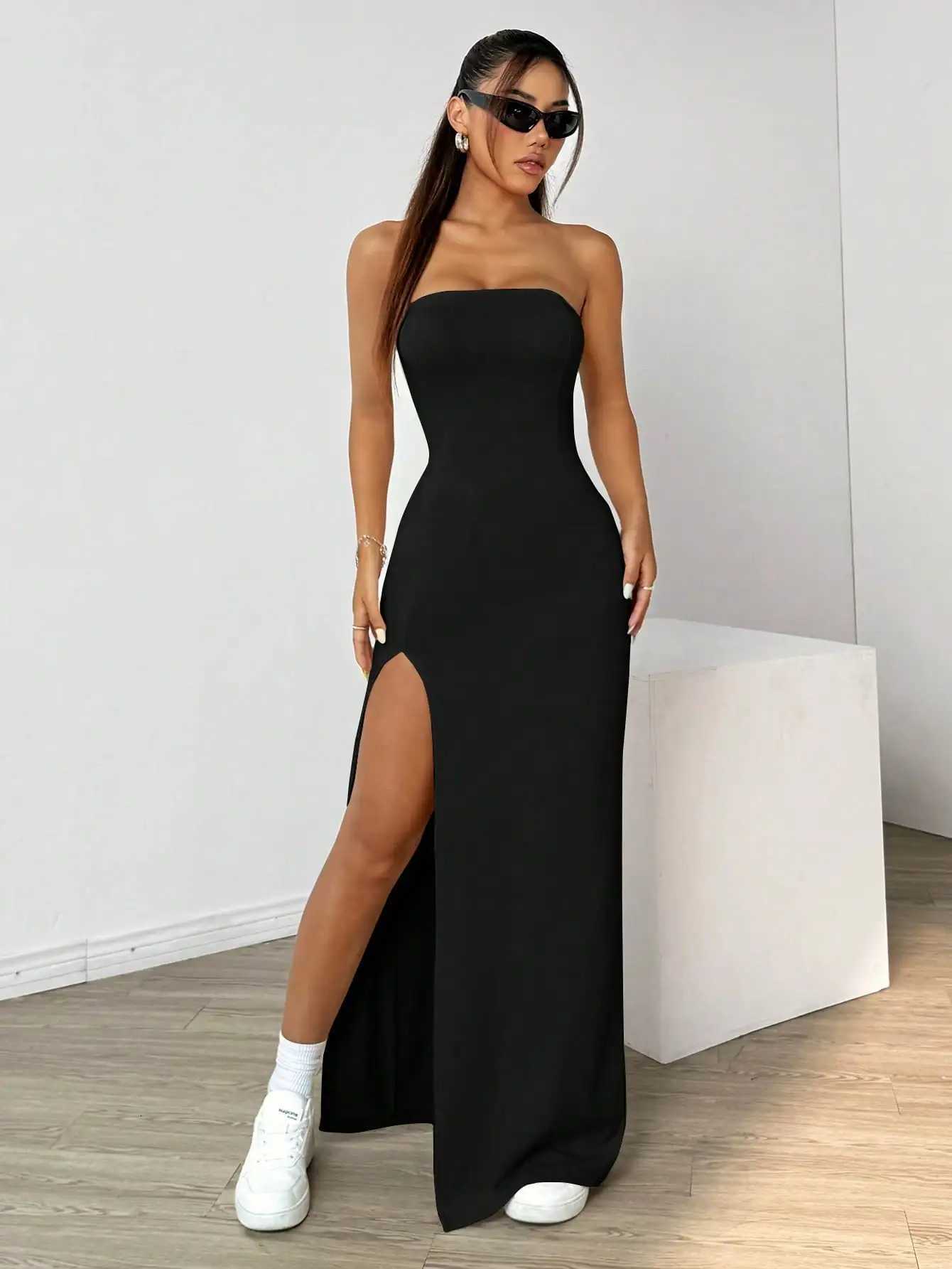 Elegant ladies strapless camisole slit simple basic solid color long dress ideal for casual and semi-formal occasionsT260314