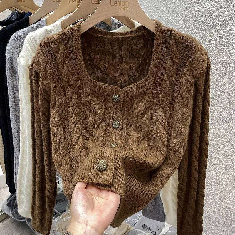 Knitted Cardigan 2023 Women's Autumn Winter French Square Collar Retro Bottoming Top Korean Sing-breasted Short Outerwear Z260313