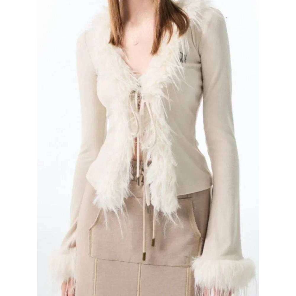 Hairy edge V-neck cardigan autumn and winter new design, pure desire, spicy girl long sleeved top, base shirt for women Z260313