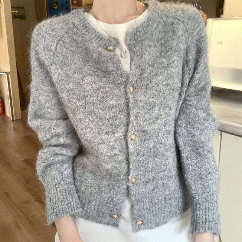 Women's Cardigan with Gold Button Up Sweater Long Sleeve Knitted Jacket Top Fall Winter Ladies Casual Chic Outfit Z260314