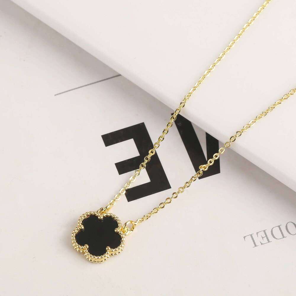 Temperament Natural Stone High Quality Shiny Pendant Necklace Women's Five Flower Plum Blossom Plant Cr H260312