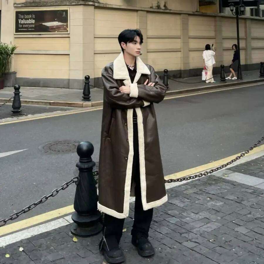 Trend Long Trench Men's Winter Lined Jacket Thicken Warm Versatile Faux Fur Coat PU Leather Overcoat New Z260313