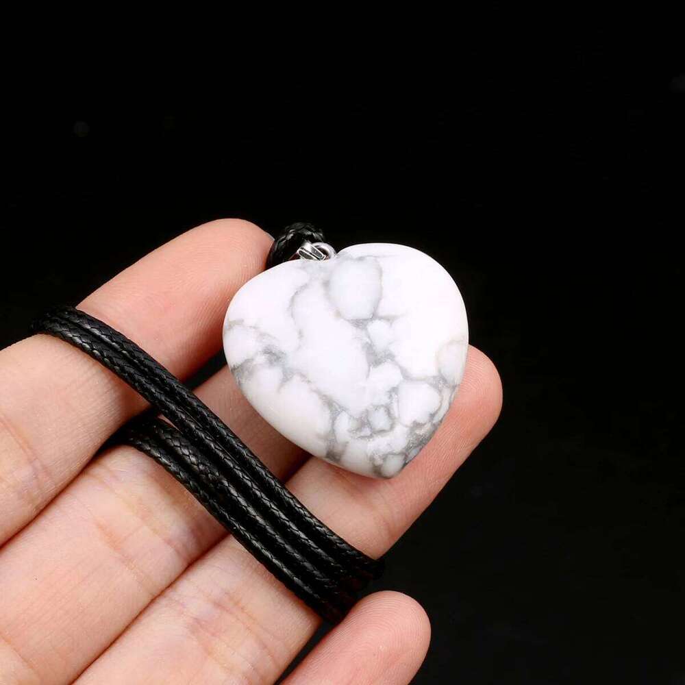 Natural Stone Crystal Pendant Necklaces Pink Quartz Lapis Lazuli Hearts Charm Leather Chain Necklace Chokers Jewelry Gift H260312