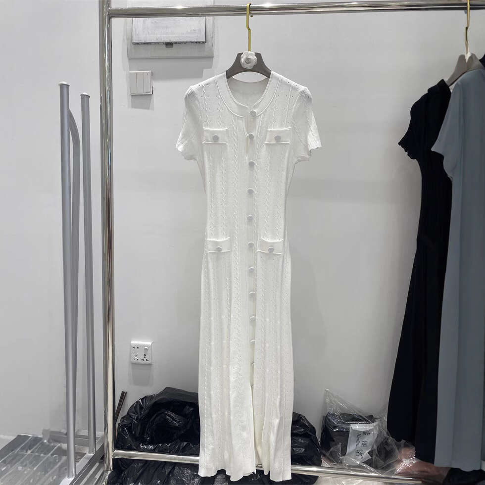 French fairy tale summer lightweight short sleeved knee length dress, c10 a popular style to enhance youthfulness