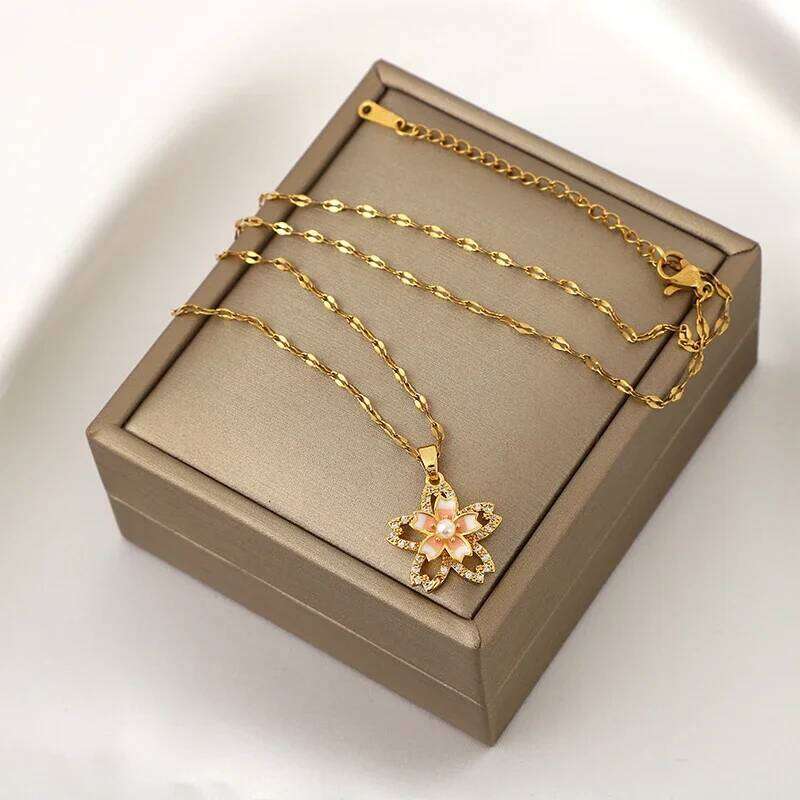 360 rotatable decompressed flower pearl five-pointed star pendant necklace for womens birthday and Thanksgiving gift H260312