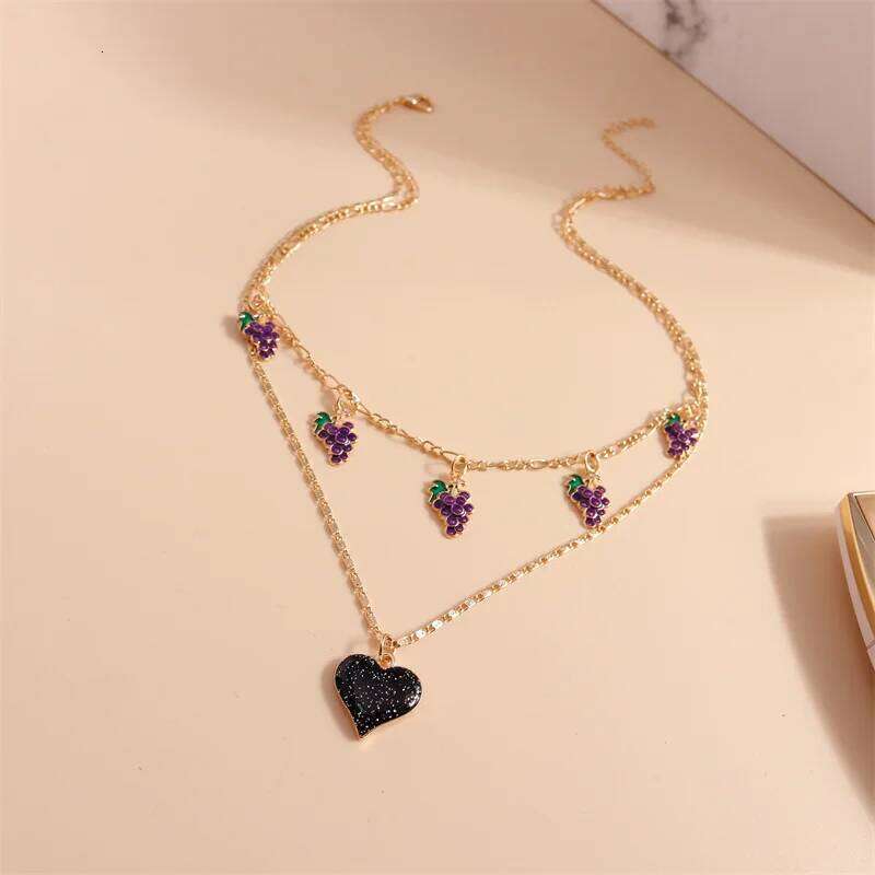 Aihua Boho Gold Color Red Heart Cherry Necklace Romantic Sweet Simple Clavicle Necklaces for Women Collar Fashion Jewelry Gifts H260312