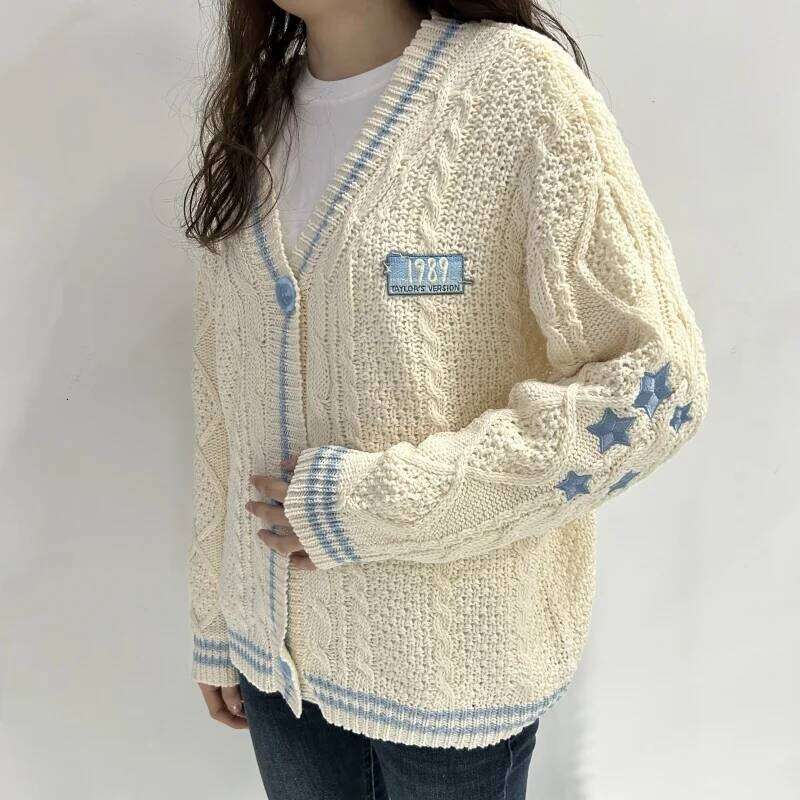 Beige 1989 Cardigans with Blue Star Women Autumn Warm V-neck Knitted Sweaters Winter Female Vintage Casual Loose Tops Z260314