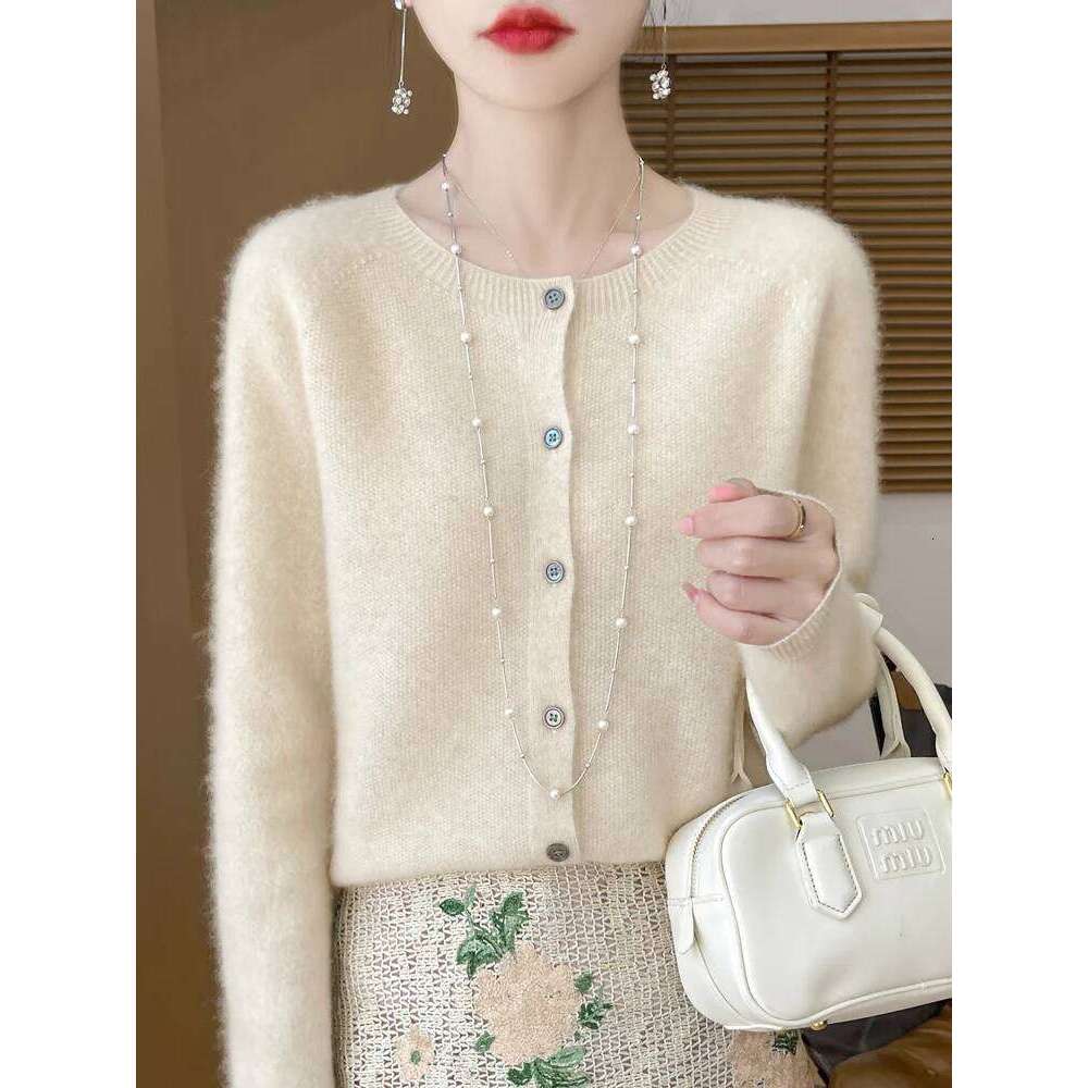 2026 Woman Clothing Soft Warm Solid Color Cardigan Autumn Winter Basics 100% Merino Wool Knitwear Grace Casual Lazy Top Classic Z260313