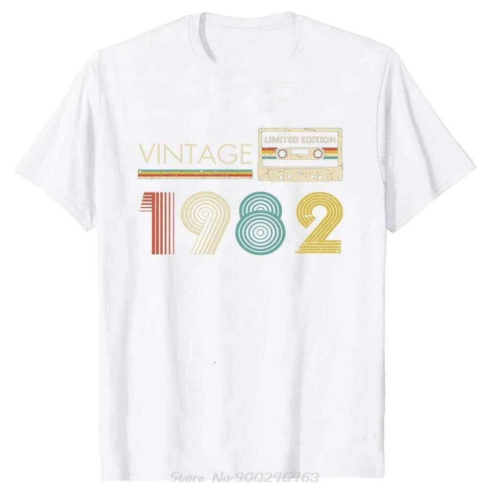 Funny Made In 1982 Limited Edition 42 Years Of Being Awesome T-shirt Summer Tshirt Birthday Womes T Shirt Z260314