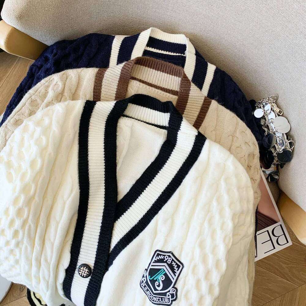 2025 Autumn Winter Preppy Style Embroidered Knitted Tops Loose Long Sleeve Cardigan Jacket Korean Casual Women Sweater Z260313