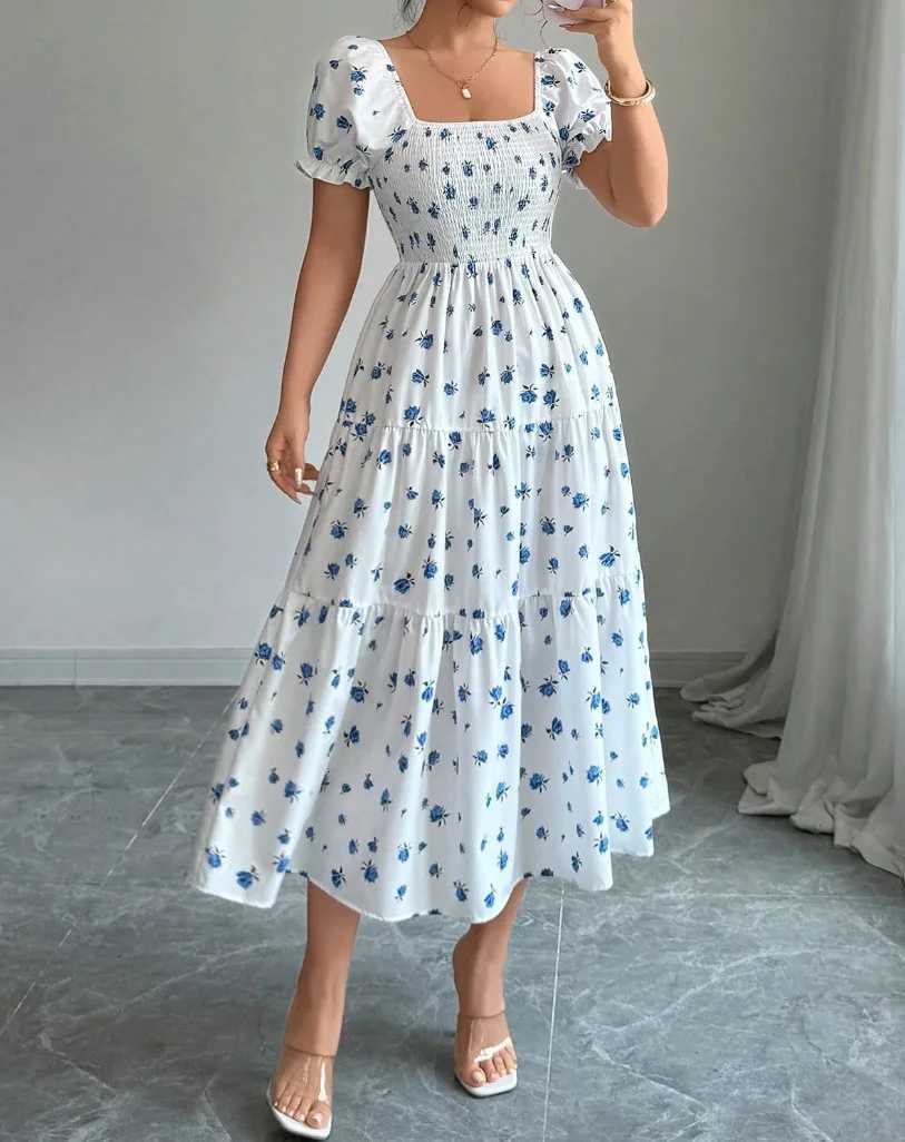 Spring and Autumn Womens Square Neck Short Sleeve Long Skirt Fresh Printed Casual Fashion Slight Backless Temperament DressT260314