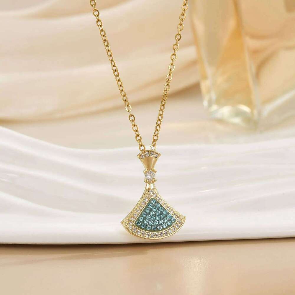 European American Hot-Selling Fashionable and Elegant New Style Titanium Steel Necklace for Women Wholesale from Manufacturers H260312