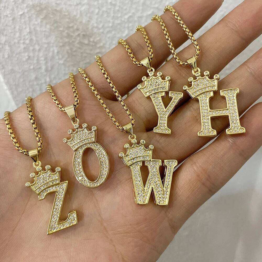 Greatera Chic Crown Zircon Filled Letter Pendant Necklace For Women Copper Plated Gold Light Popular Jewelry Holiday Gift H260312