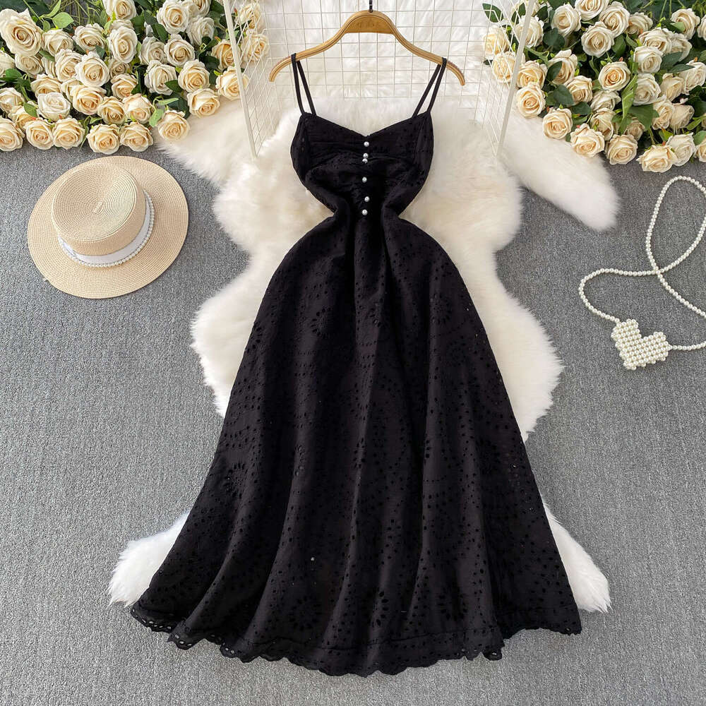 Designer women's French soft pink V-neck vest skirt summer crochet hollow embroidery slim fit long skirt