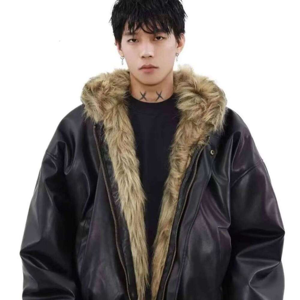 Luxury Vintage Short American Faux Fur Coat Reversible Wear Hooded Warm Pu Leather Jacket Winter Thick Chic Outerwear New Z260313