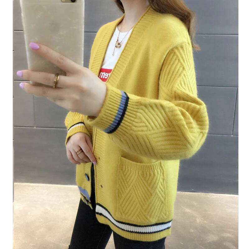 Fashion V Neck Loose Cardigan Sweater Women Casual Knitted Jackets 2025 Autumn Winter Pocket New Korean Version Buttons Clothing Z260313