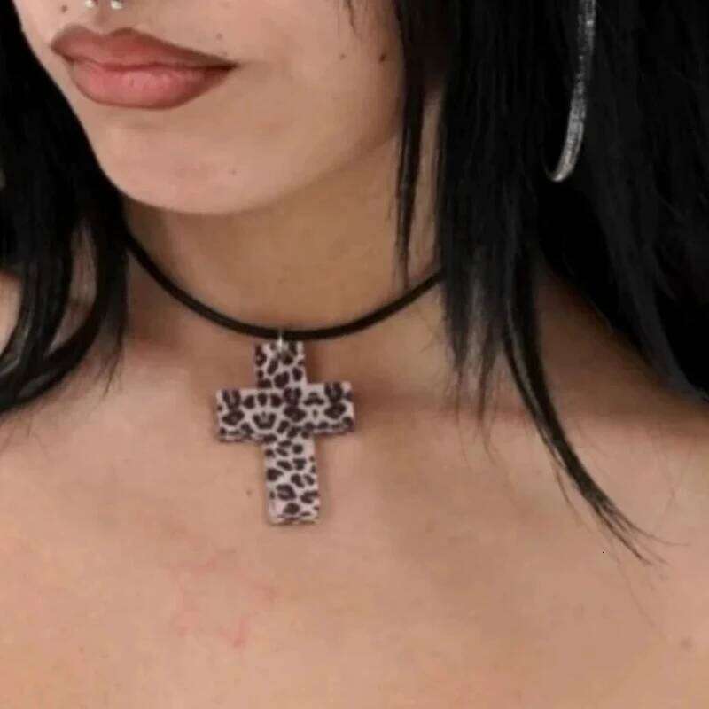 Y2K Jewelry Acrylic Leopard Zebra Print Cross for Women Cool Kawaii Cute Fashion Sexy Necklace Punk Accessories Goth H260312