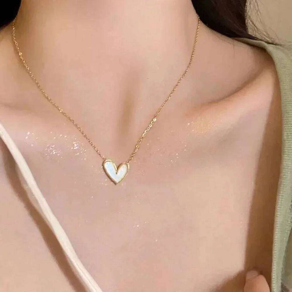 Trendy Korean Simple Heart Pendant Choker Necklaces For Woman Clavicle Chain Necklace for Women Girls New Party Gifts Jewelry H260312