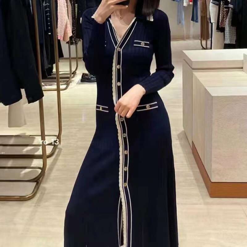 2026 Spring/Summer New Designer Single breasted Women's Slimming Long Beard V-neck A-line Extra Long Dress