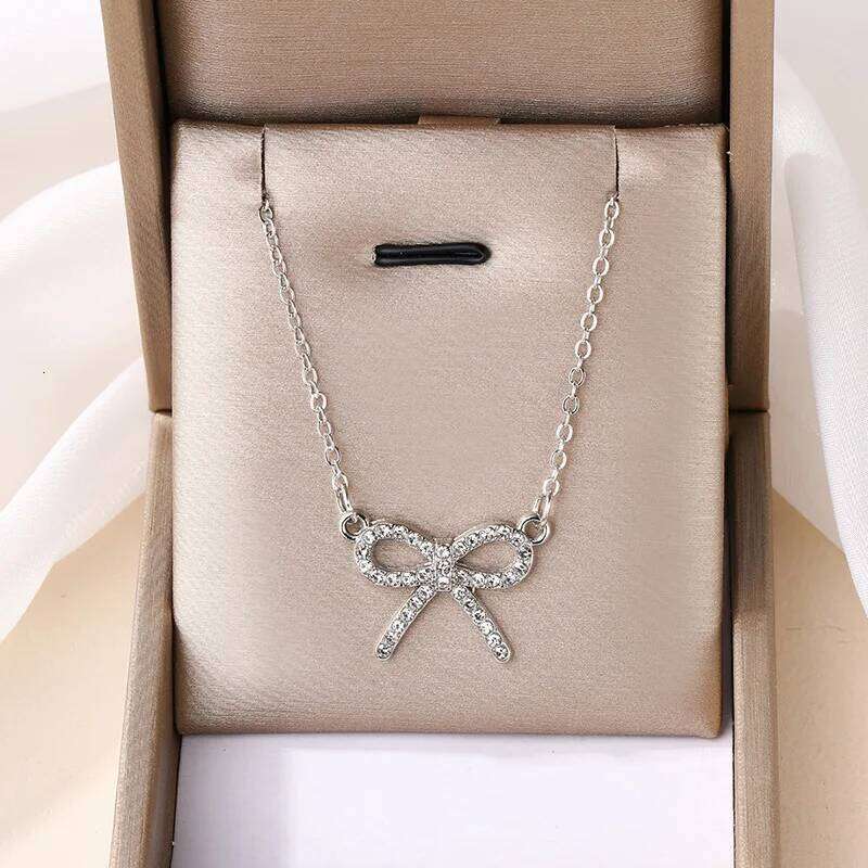 Fashion Rhinestone Bow Pendant Necklace For Women Exquisite Zircon Bowknot Choker Necklaces Office Party Jewelry Lady Gifts H260312