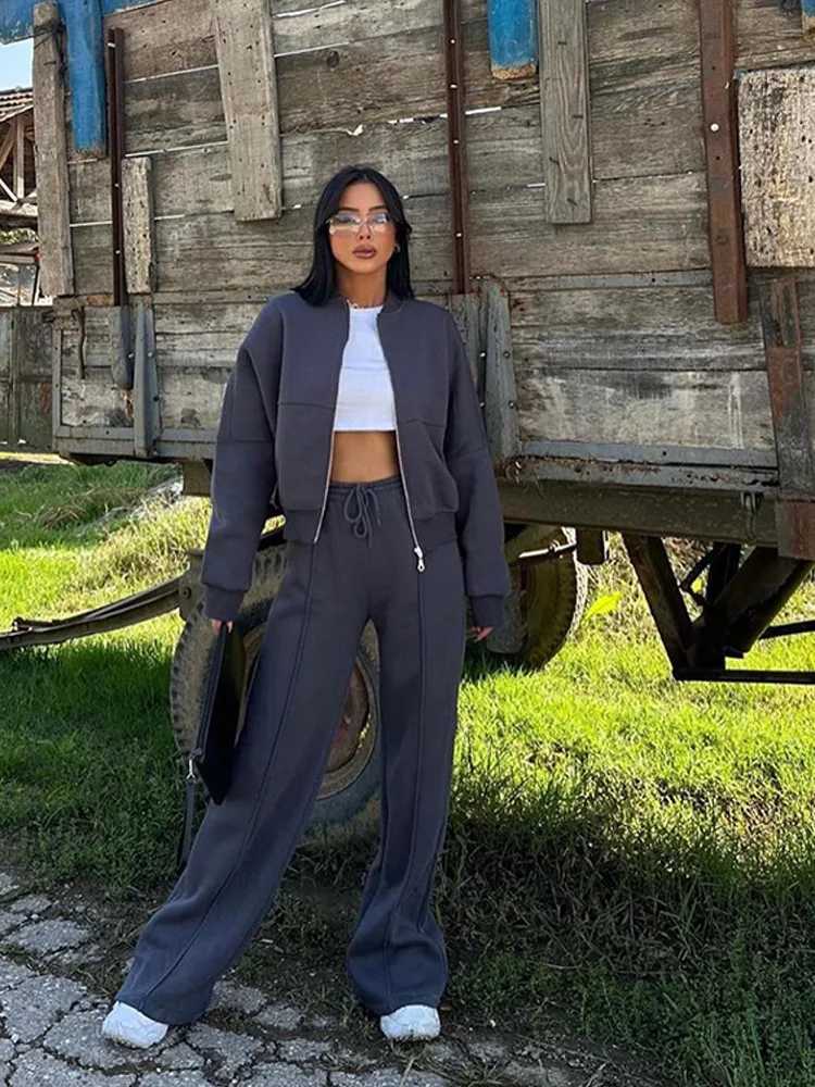 2022 New Long Sleeve Half-Turtleneck Sweatshirt Knit Lace-Up Sports Pattern Outdoor Comfortable 2 Pieces Set Womens Suit Clothi M260313