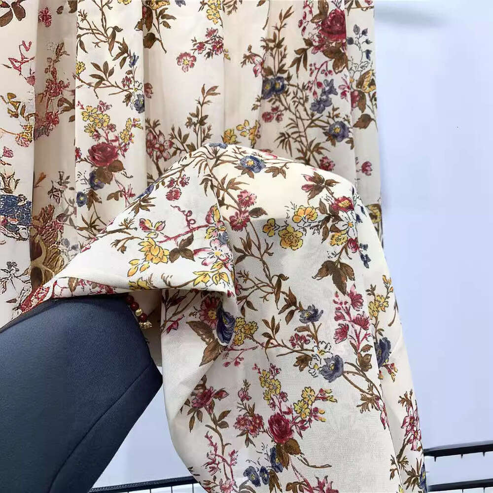 2026 Spring and Summer New Designer French c10 Fashion Retro Long Flower Strap Skirt for Women