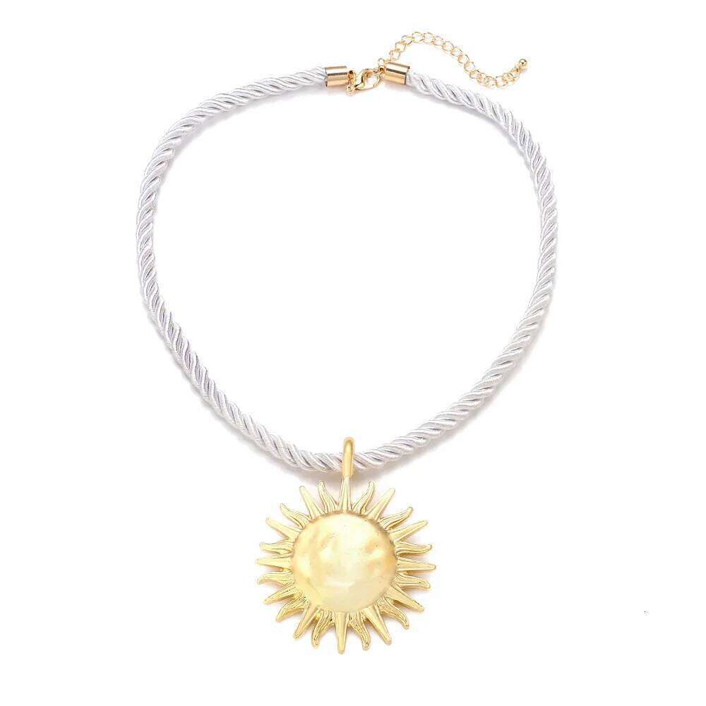 ZAA Vintage Metal Sun Flower Pendant Necklace for Women Rope Chain Collar Jewelry Beach Party Fashion Accessories Gift H260312