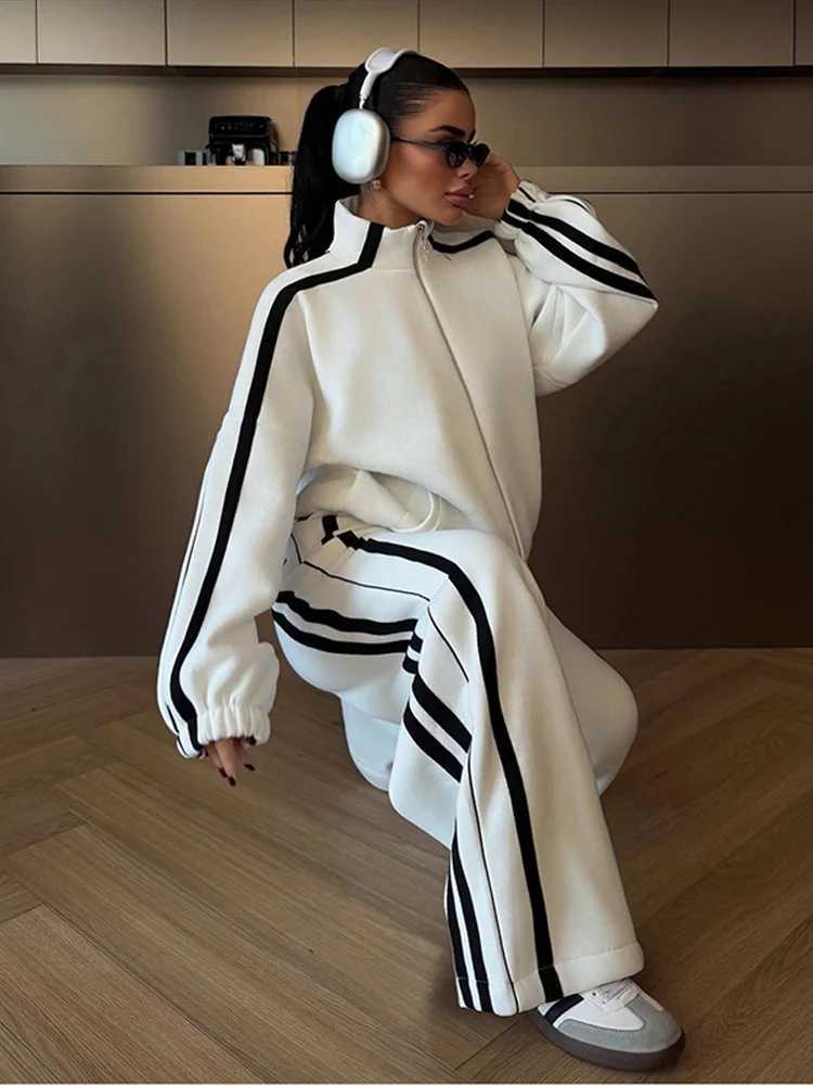 Chic Contrasted Color Women Hoodie Pant Suits Full Sleeve Zippers Wide Leg Pants Lady Set 2026 Spring 2 Pieces Set Women M260313