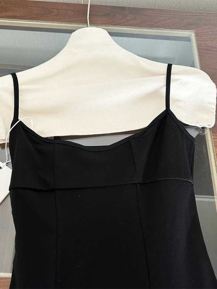 2025 Women Fashion Pleated Ruffle Hem Lace Dresses Sexy Bustier Backless Halter A-Line Dresses Sexy Lady Maxi Beach Party GownsT260314