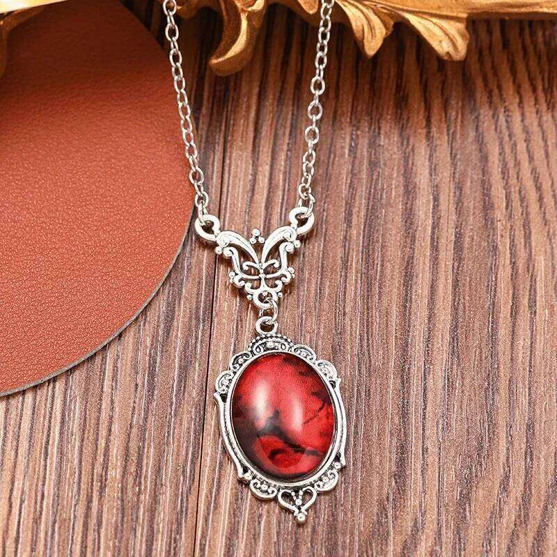 Gothic Blood Red Quartz Charm Oval Pendant Necklace For Women Halloween Vampire Embossed Witch Jewelry Vintage Chokers H260312