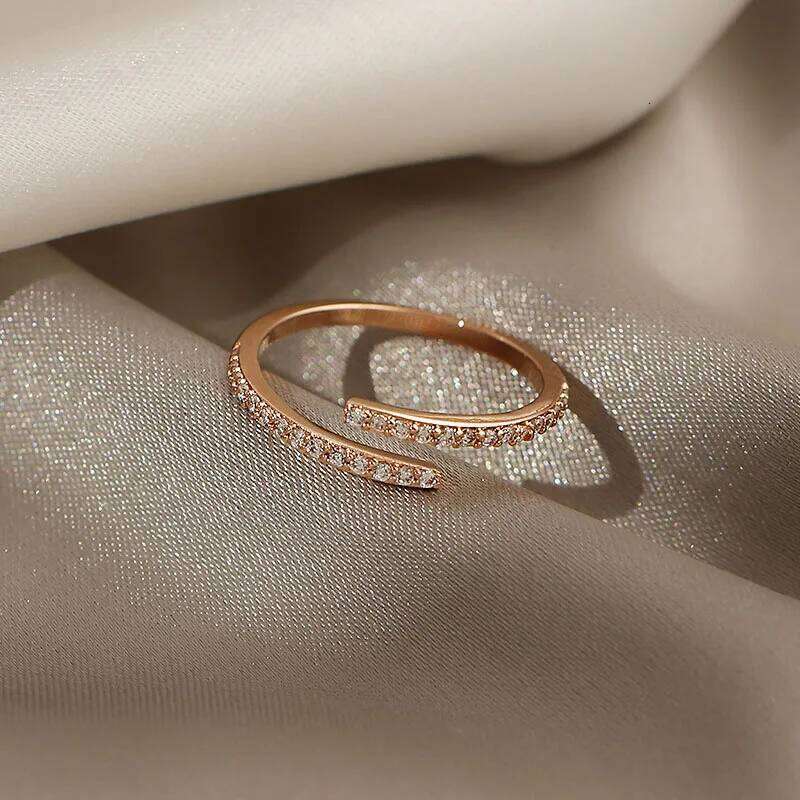 New Minimalist Thin Rings For Women Wedding Brilliant Cubic Zircon Fashion Versatile Female Finger Ring Jewelry Gifts H260312