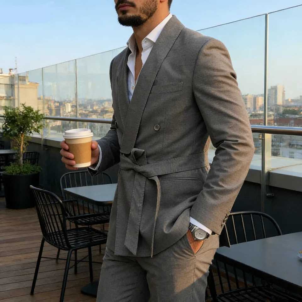 Moda Nova Verde Formal 2-Piece Mens Tuxedo for Wedding Ceremony Graduation Business Events - Green Smoking Suit for Groom M260313