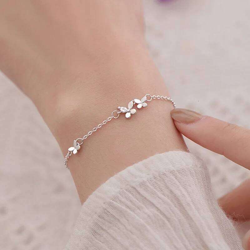 VENTFILLE 925 Silver Diamond-Studded Butterfly Women's Fashion Temperament Flower Adjustable Bracelet Z260313