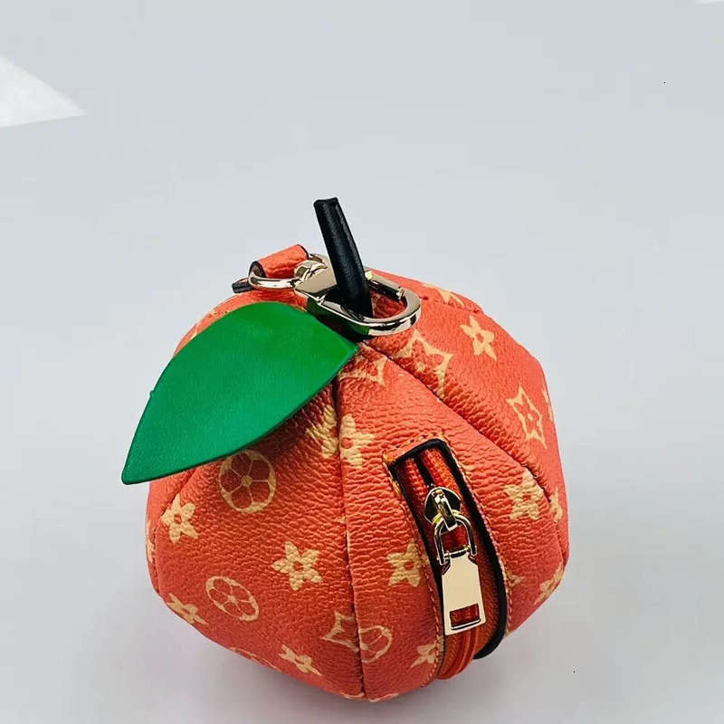 Creative Designer Orange Shell Keychain Mini Bag Coin Purse Earphone Case Portable Gift Accessory