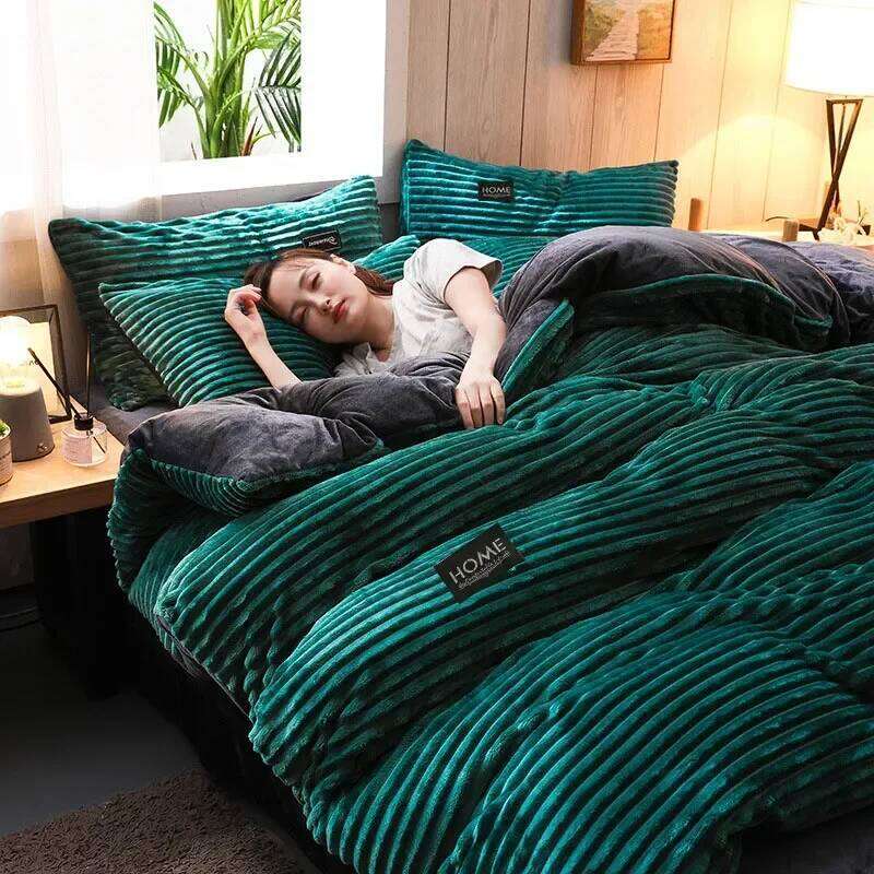 Thick Winter Solid Color Velvet Duvet Warmth Comforter Double Soft Quilt Cover Twin Queen King Bedding Set 150x200cm H260312 - view 5