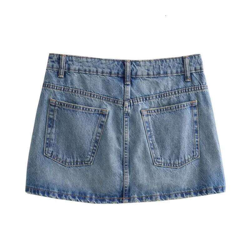 2025 New Spring and Summer Women's Mini Fashion Women Denim Skirts Casual Chic High Street Ladies Skirt Z260314