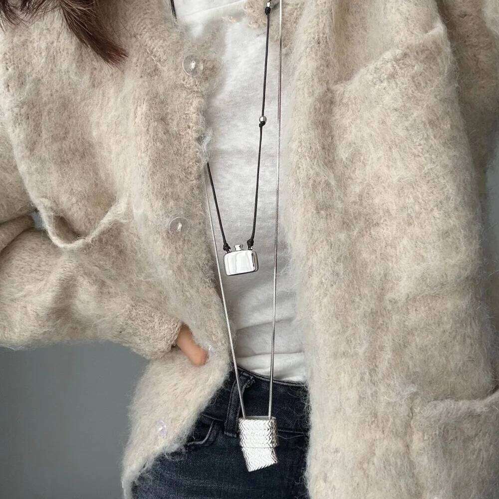 Retro Square Chain Temperament Korean Style Bottle Pendant Necklace Elegant Neck Hanging Fashion Jewelry Friends H260312