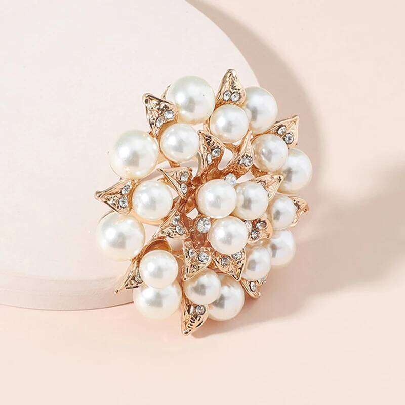 Elegant White Pearl Crystal Women Jewelry Accessories Big Korean Flower Zircon Engagement Ring Party Gift H260312