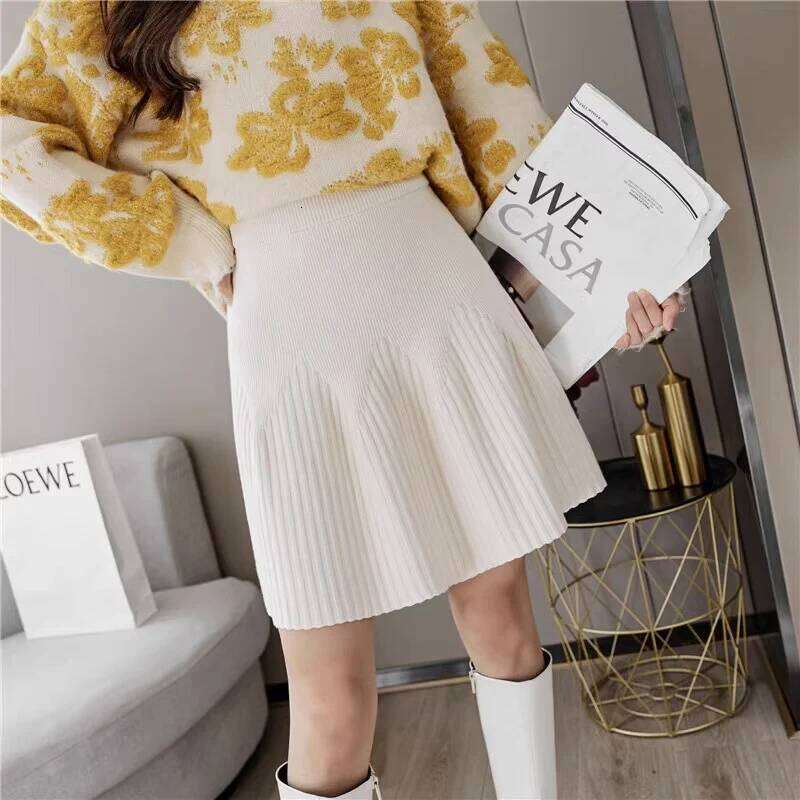 Stylish Soft Ribbed Short Skirts Women Autumn Winter Warm Knitted Mini Temperament High Waist A-Line Pleated Skirt Woman Z260314