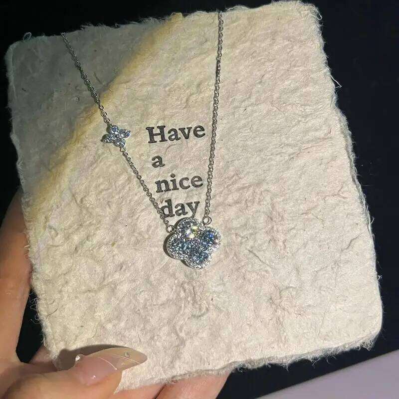 New lucky sparkling diamond cr silver necklace for women, niche clavicle chain, birthday and Thanksgiving gift H260312