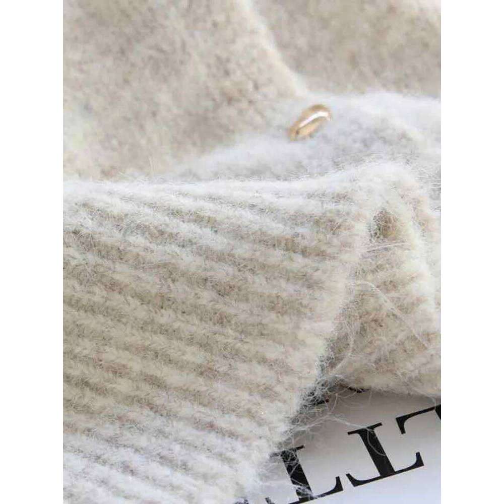 Korean Sweet Lace Bow Round Neck Sweater Cardigan Women's Autumn Winter Loose Heart Button Knitted Coat 2025 New Fashion Z260313