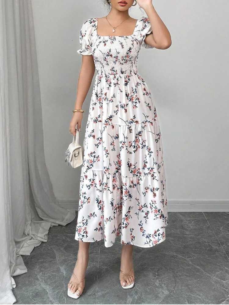 New Summer Fashion Womens Printed DressShort Sleeved DressesWhite DressesFloral DressesElegant DressesWomans ClothingT260316