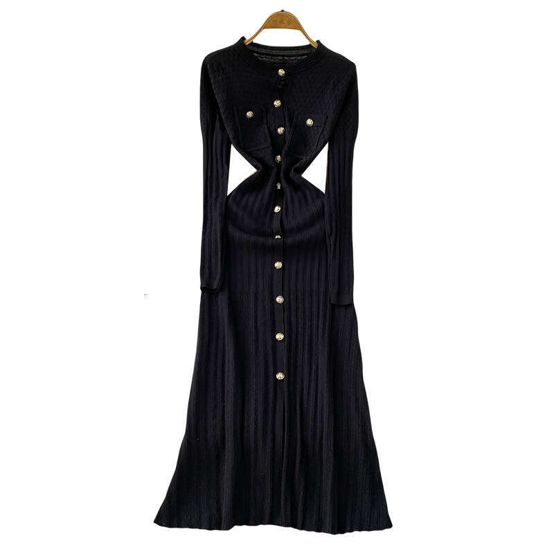 Designer socialite goddess style inspiration women's long sleeved knitted dress autumn and winter with metal buckle A12 waist cinching slimming