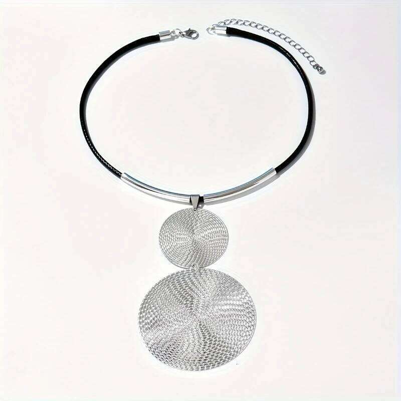 Europe and The United States Personality Round Piece Pendant Necklace Women Niche Exaggerated Design Party Jewelry Gifts H260312