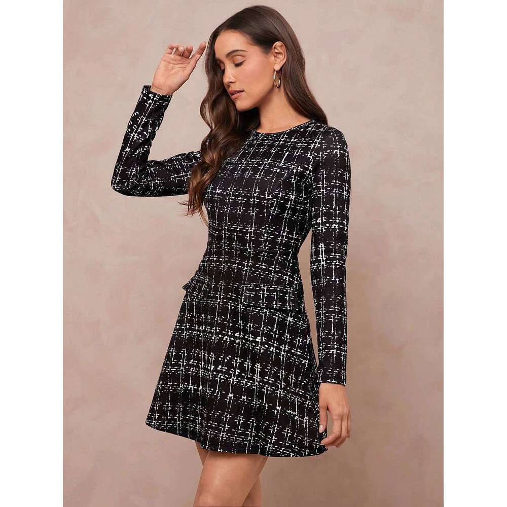 The mini long-sleeved plaid women's dress for autumn winter in Europe and America is versatile Z260313