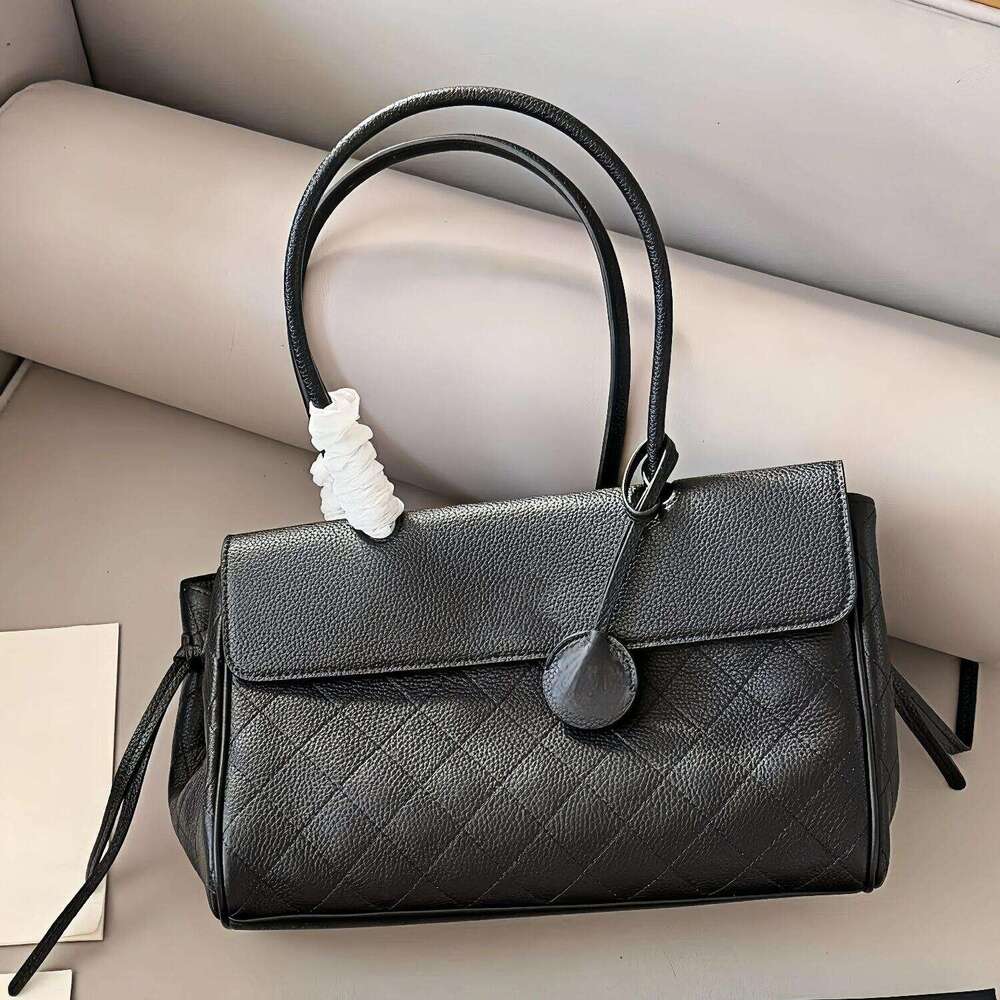 New 2026 Edition Suede Quilted Handbag Cc bag Women Vintage Color Block Top Handle Fashion Crossbody Bag For Daily Commute Office Party 26S Runway Piece As6288