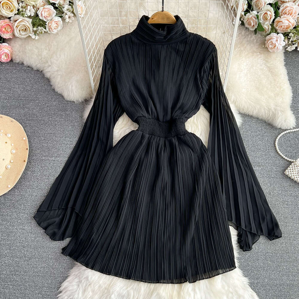 Elegant ladies' chiffon pleated skirt in autumn and winter, bell shaped sleeves, stand collar, waist cinching, slim fit A-line design