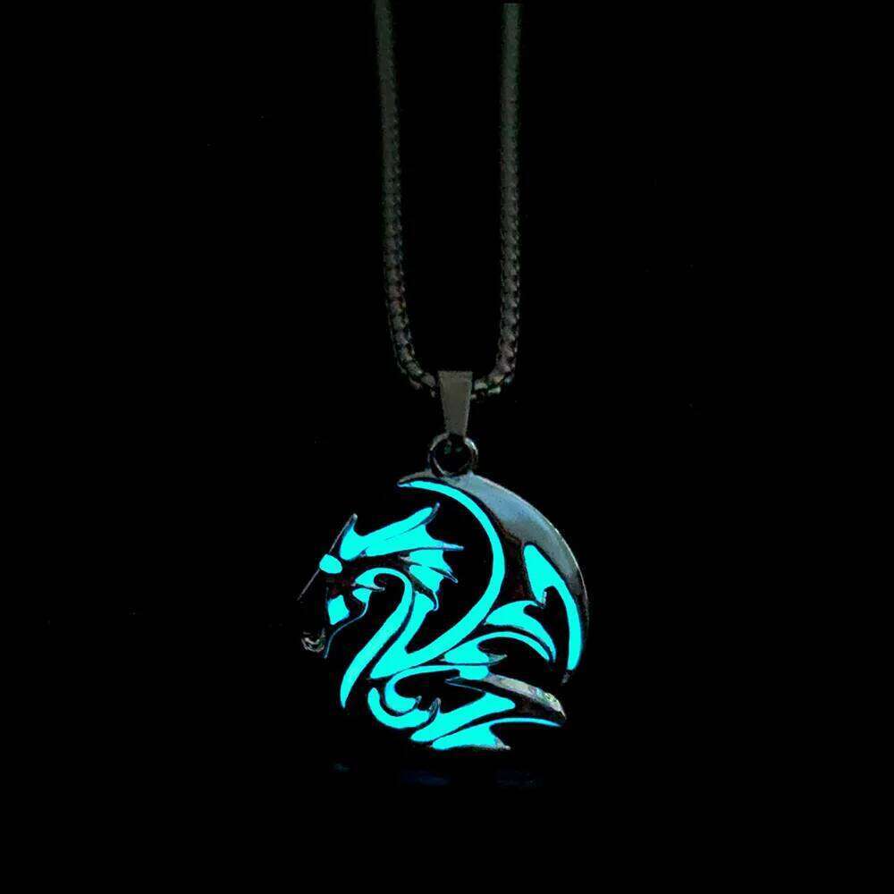 Hiphop Rock Stainless Steel Chain Luminous Alloy Dragon Pendant Glowing Night Dance Disc Glow In The Dark Necklace H260312