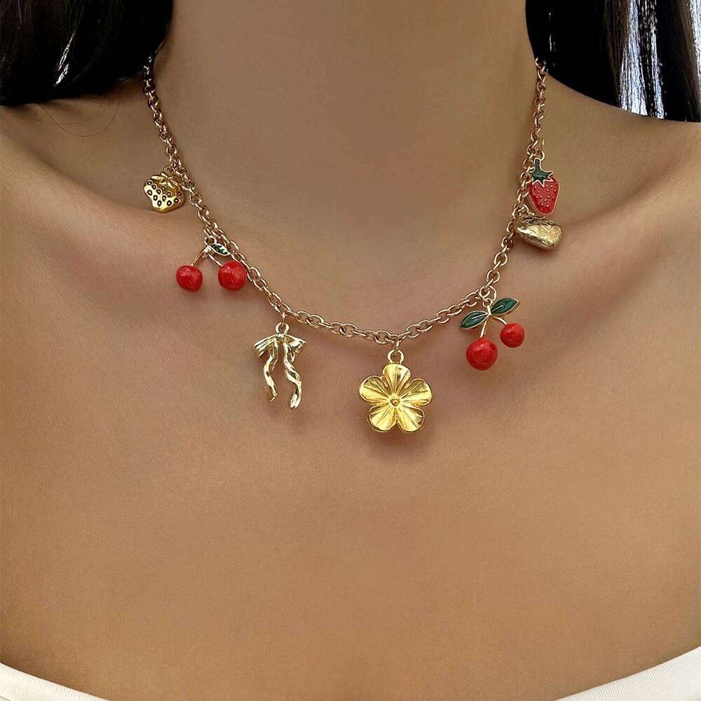 Y2K Sweet Cherry Strawberry Pendant Necklace For Women Dainty Cute Fruit Bow Charms Clavicle Chain Fashion Jewelry Accessories H260312